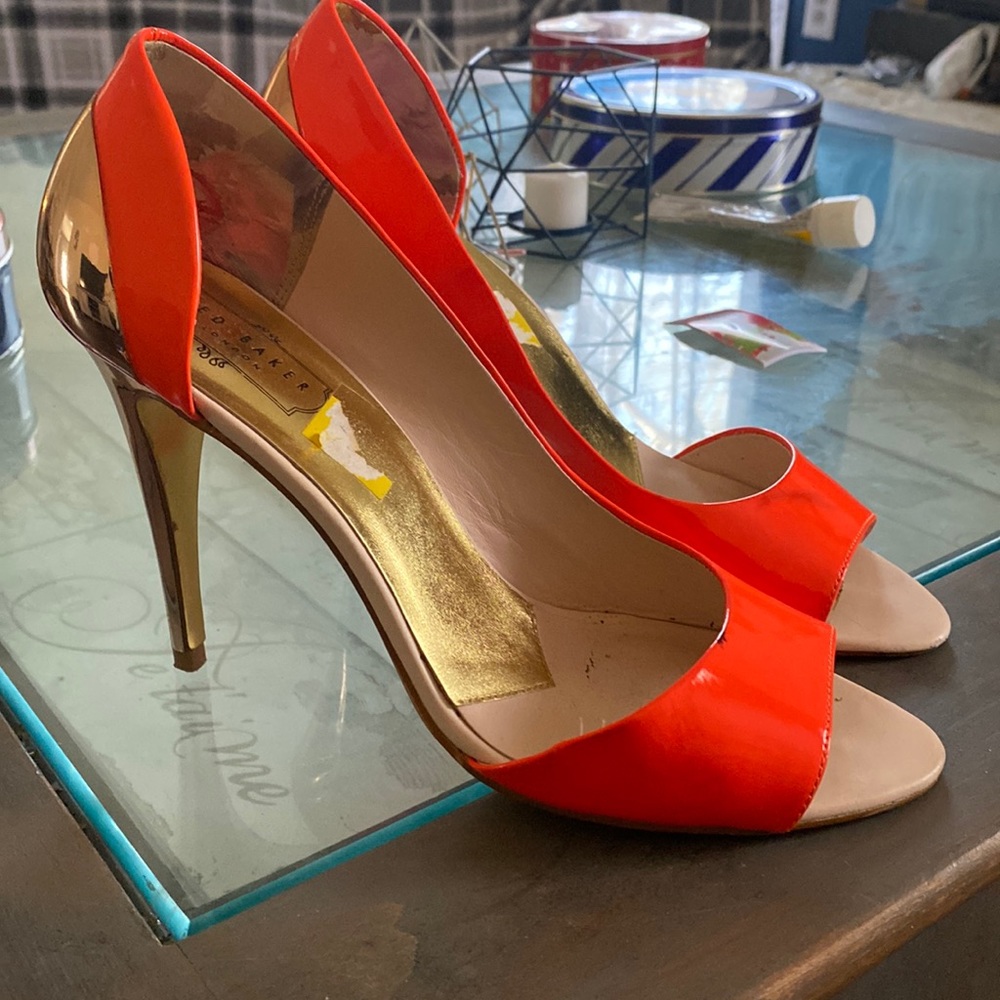 Ted baker Neon Orange peep toe pimps with rose gold heels